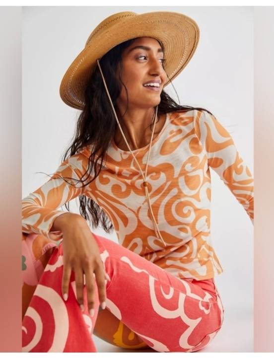 Straw Wide-Brim Boater Hat in Natural main image 4